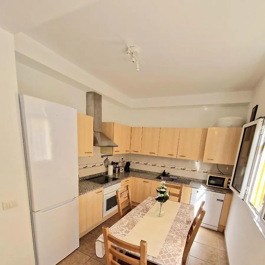 Spacious Chalet Next To The Sea - Airport Villa San Isidro  Сasa de vacaciones San Isidro (Tenerife)