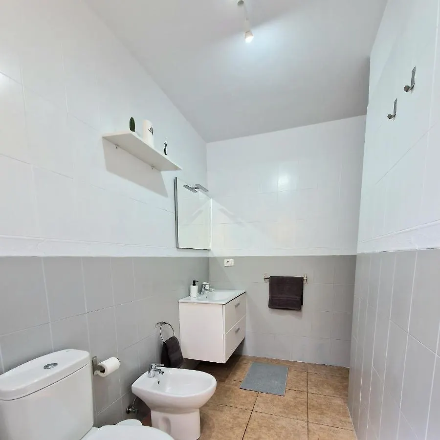 Сasa de vacaciones Spacious Chalet Next To The Sea - Airport Villa San Isidro